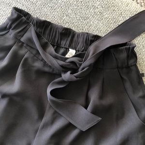 Lululemon wide leg trousers
